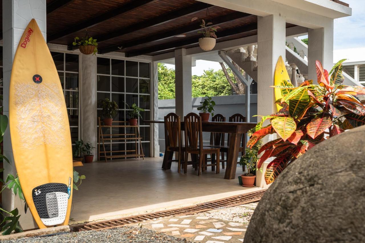 Mai Ke Kai Surf House Vandrarhem Tamarindo Exteriör bild